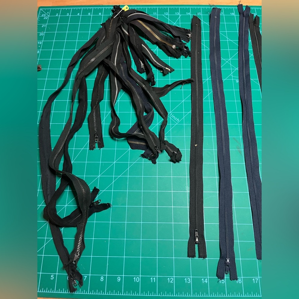 Colorful Assorted Zippers - Picture 3 of 6